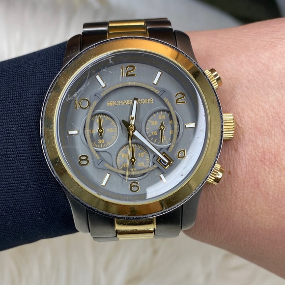 Michael Kors Men’s Gunmetal Chronograph Watch - Picture 3 of 7